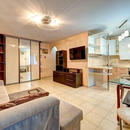 Apartments Near The Nsc Olympic Киев Экстерьер фото