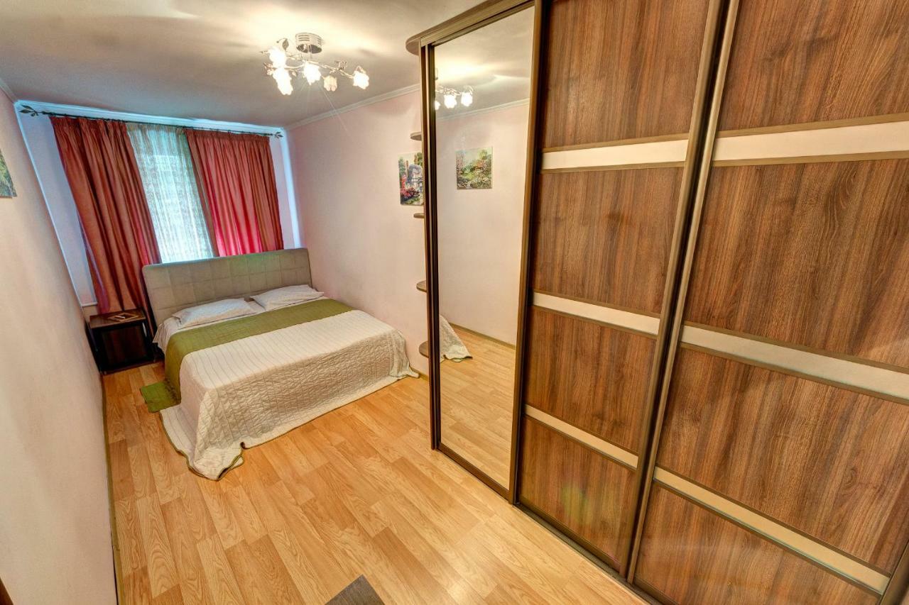 Apartments Near The Nsc Olympic Киев Экстерьер фото